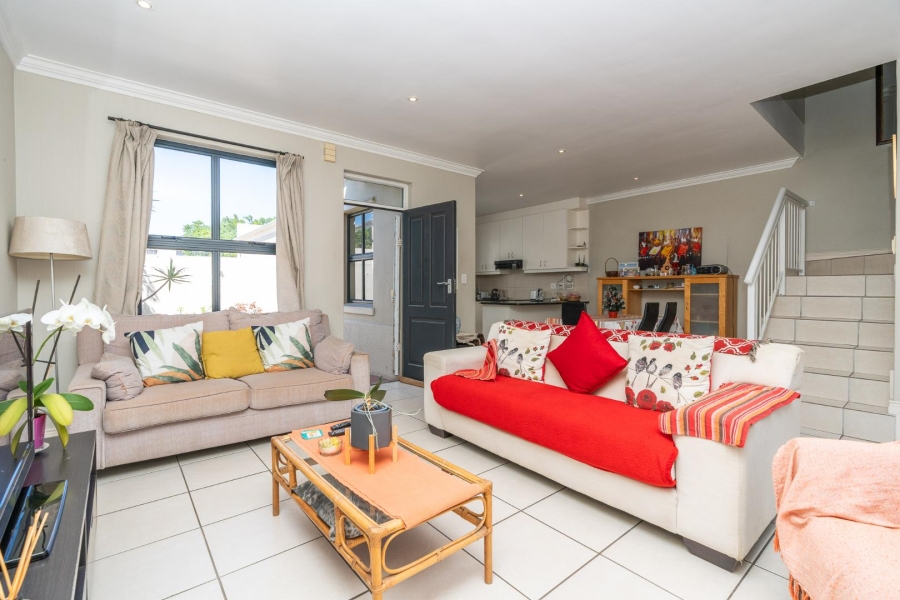 To Let 2 Bedroom Property for Rent in Royal Ascot Western Cape